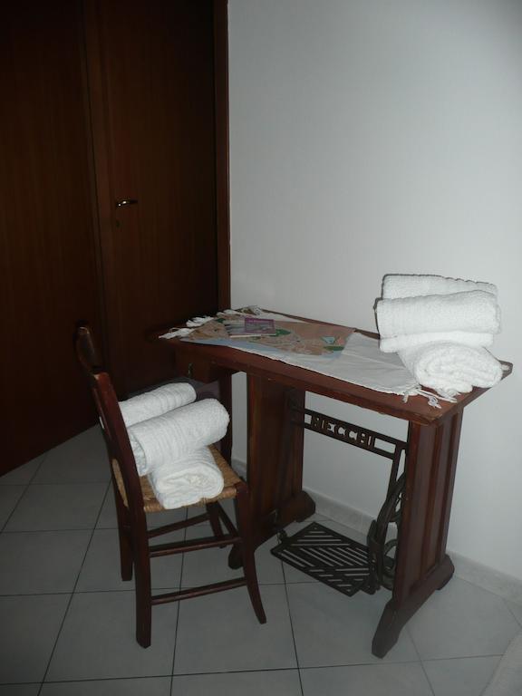 B&B La Casetta Куарту-Сант'Элена Номер фото